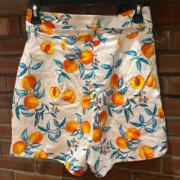 Amanda Uprichard Peach Silk Shorts! - Picture 3 of 3